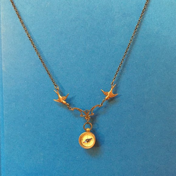 Jewelry - Compass and Sparrows Necklace